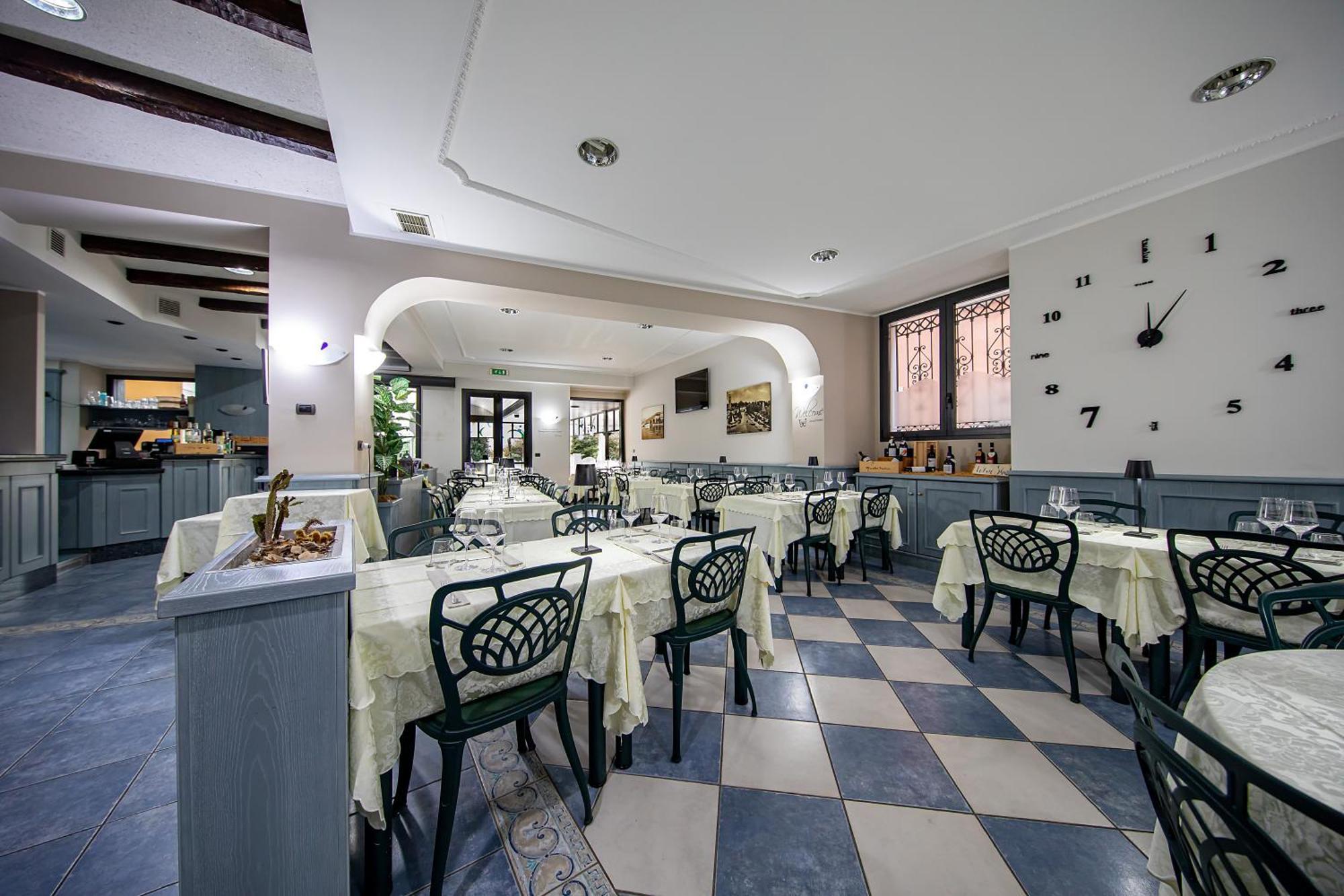 Hotel Novara Verbania Luaran gambar