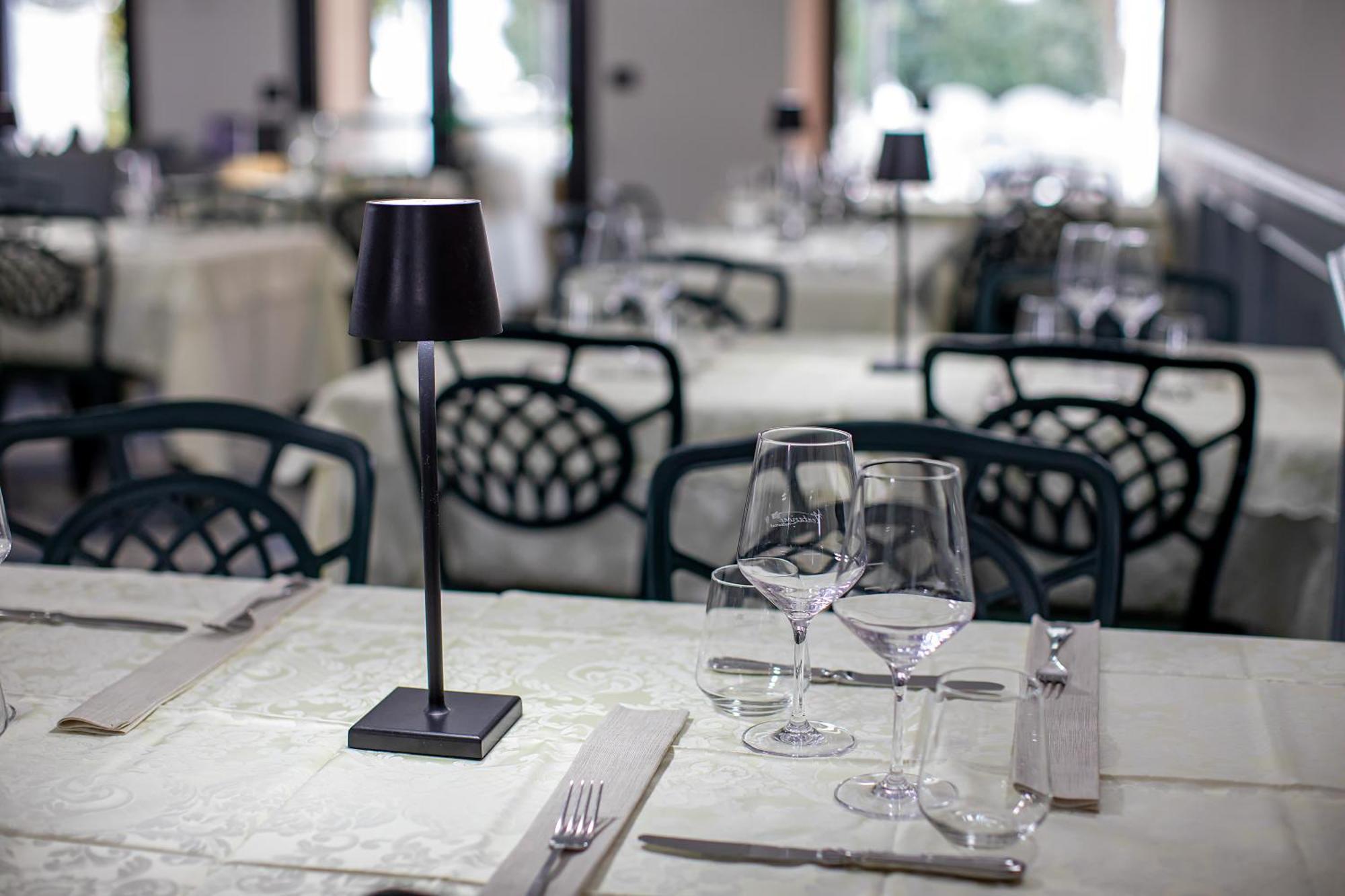 Hotel Novara Verbania Luaran gambar