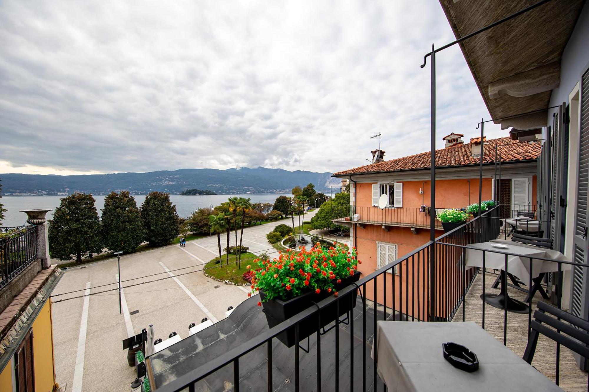Hotel Novara Verbania Luaran gambar