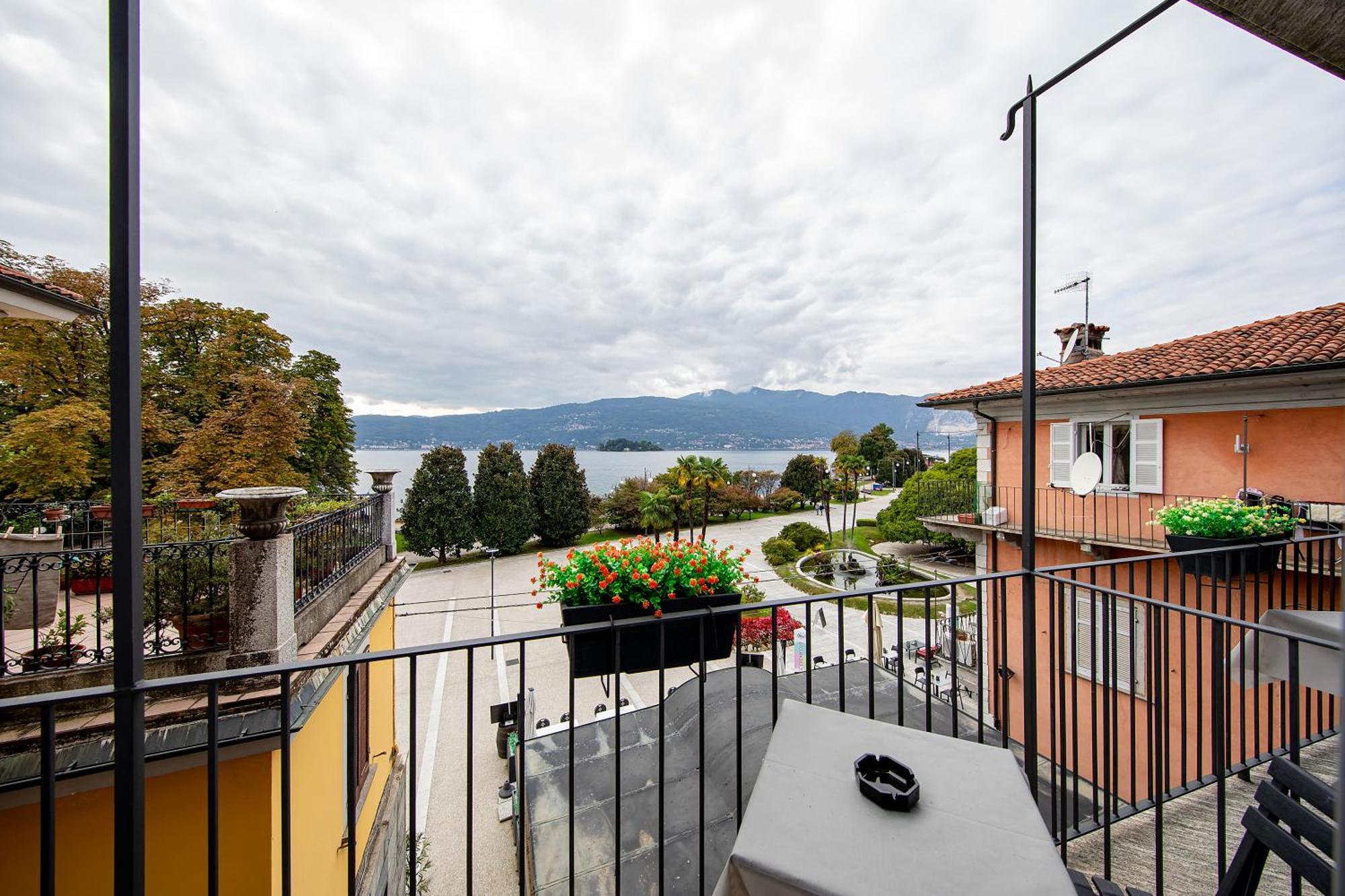 Hotel Novara Verbania Luaran gambar